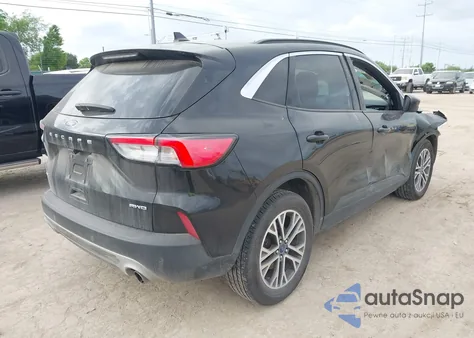 2021 Ford Escape Sel z USA, uszkodzony, nr VIN 1FMCU9H65MUB21616